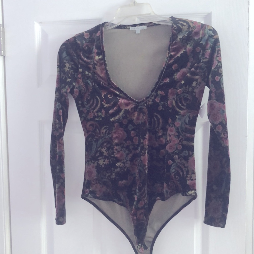 charlotte russe velvet floral bodysuit NWT